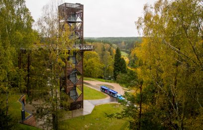 Medžių lajų takas. Marijaus Medišausko nuotr. / Flickr.com