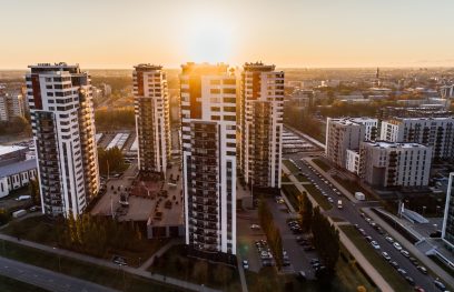 Daugiabučiai namai. A. Bergmanis nuotr. / Pexel.com