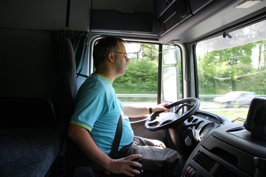 Sunkvežimio vairuotojas // Wikimedia Commons nuotr.